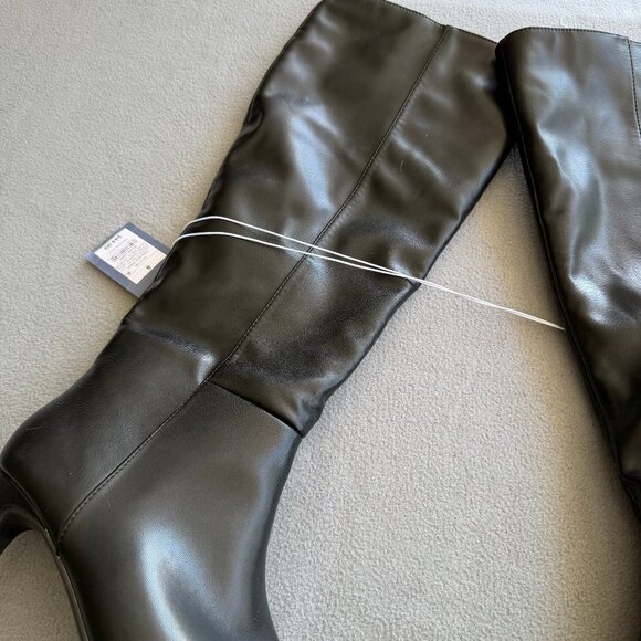 Womens Kendra Kitten Heel Tall Boots - Universal Thread Black 8 - Picture 9 of 11